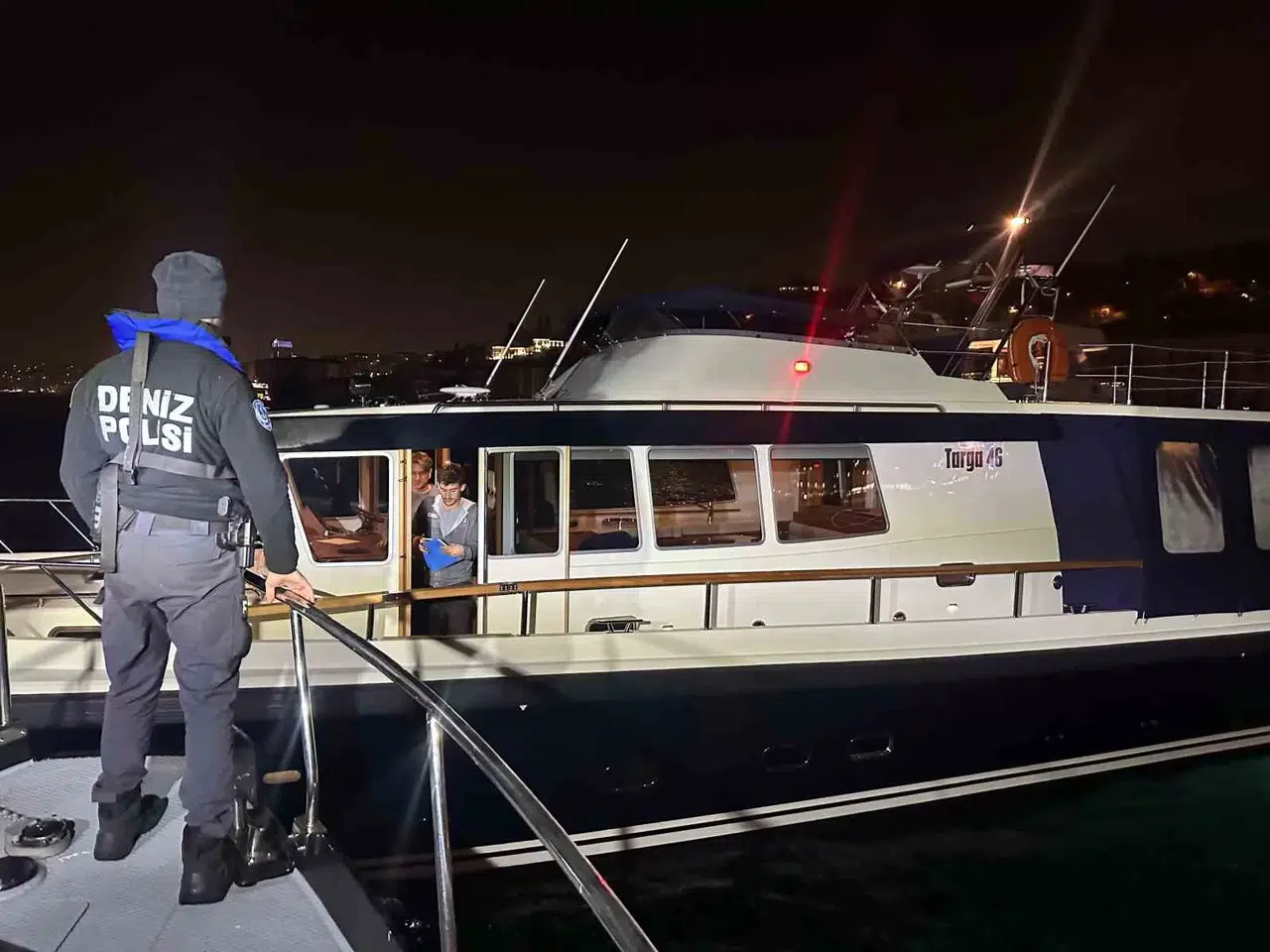 İstanbul’da ‘Huzur Uygulaması’: Boğaz’daki Tekneler Denetlendi