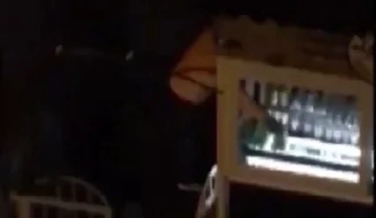 İzmir’de Hırsızın Suçüstü Yakalanma Anı Kamerada