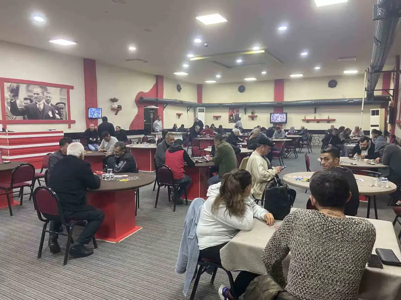 İzmir’de Jandarmanın Tombala Baskınında Ceza Yağdı