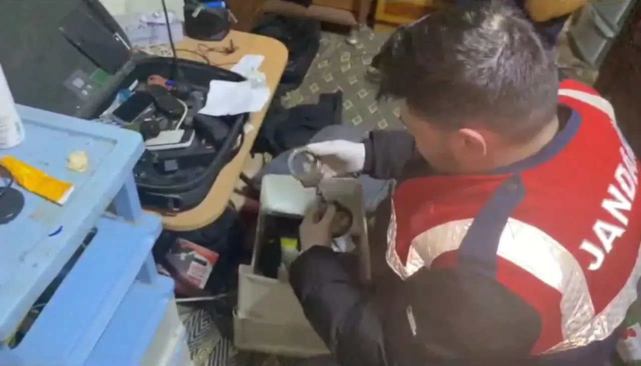 Kars’ta Jasat Hayvan Hırsızlığı Çetesini Çökertti