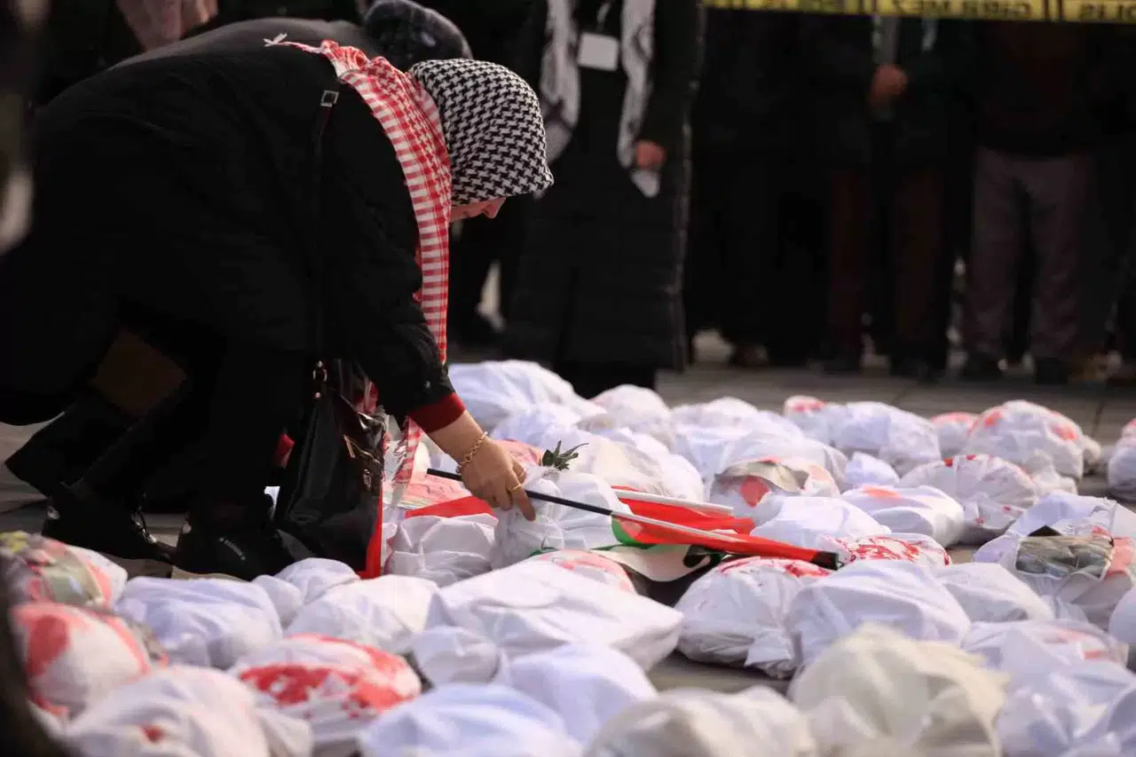 Konyalı Bayanlardan İsrail’e "Bebek Kefenli" Reaksiyon