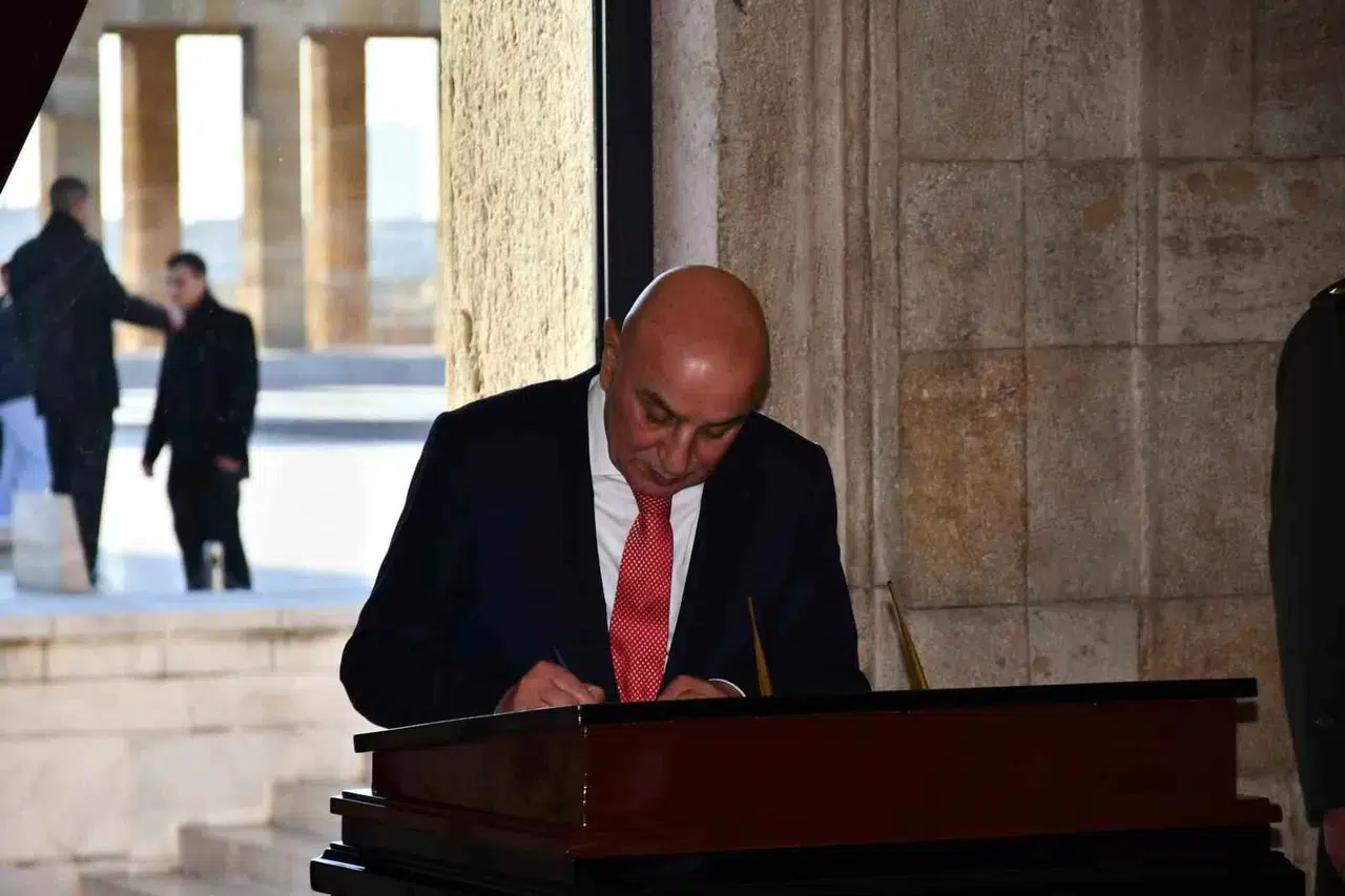 Lider Altınok, Anıtkabir’i Ziyaret Etti