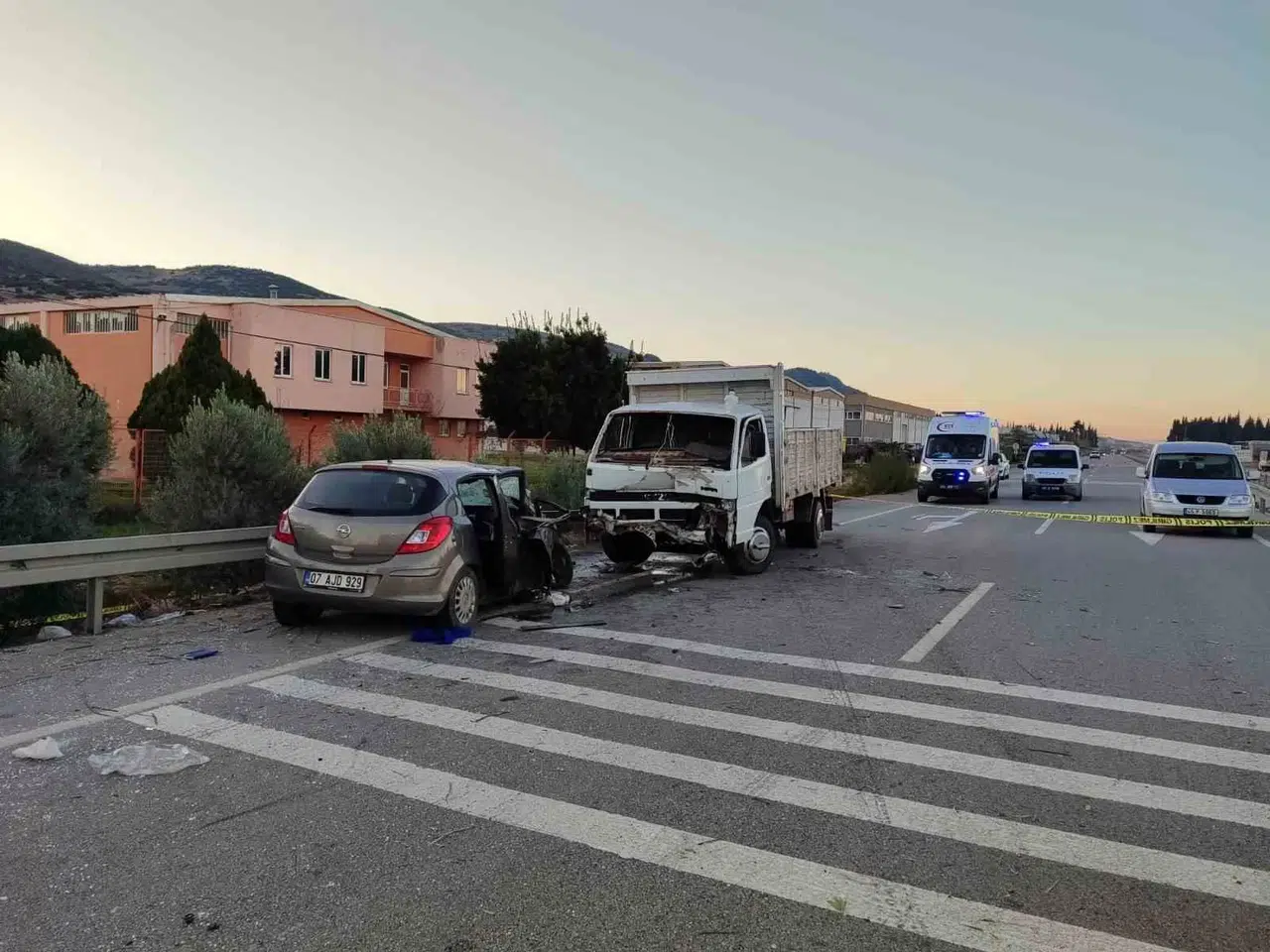 Manisa’da Kaza: 1 Meyyit 3 Yaralı