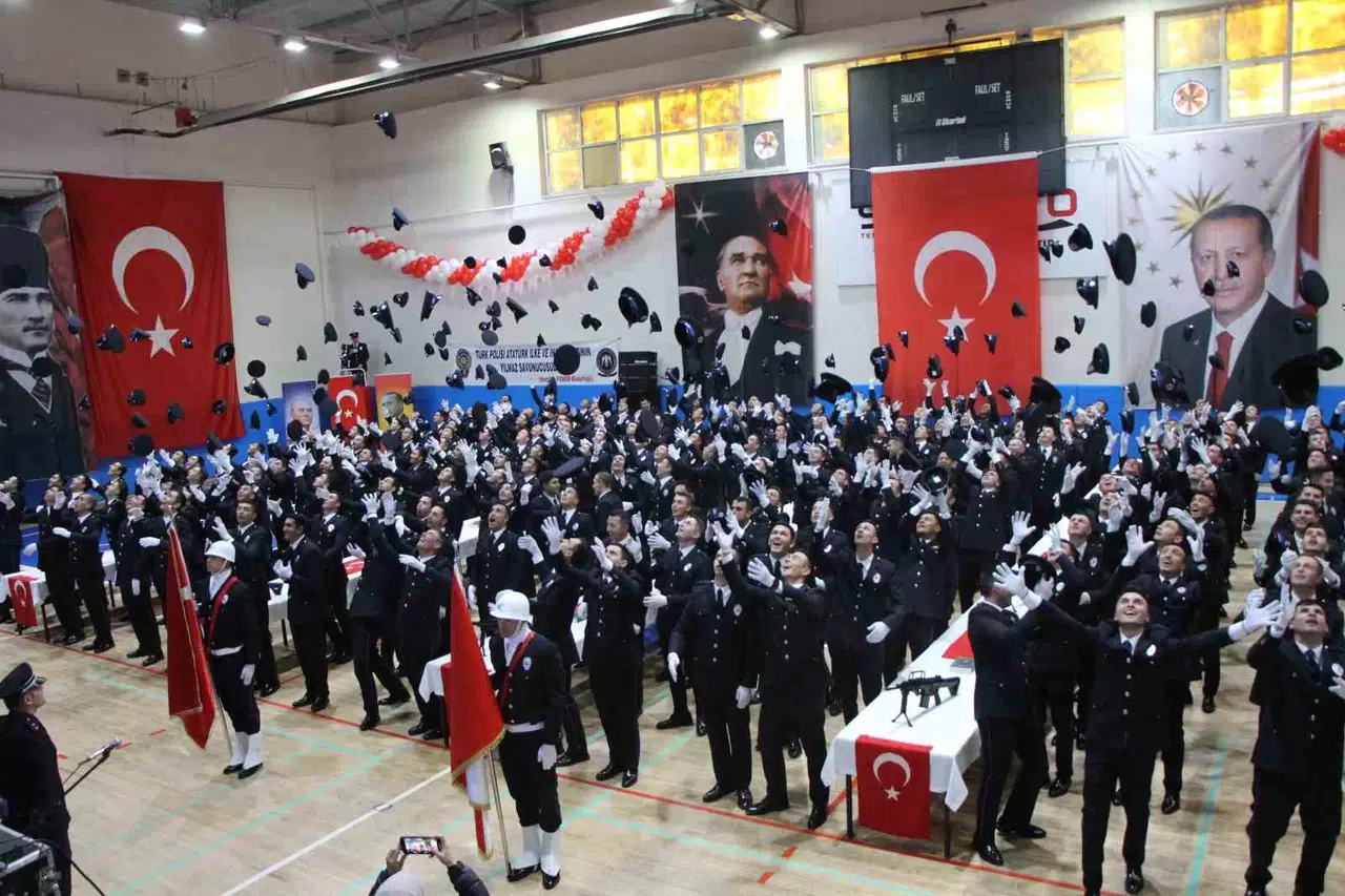 Merzifon Pomem’de Polis Adayları Yemin Etti, Şiddetli Eğitimlerinin Manzaraları Paylaşıldı