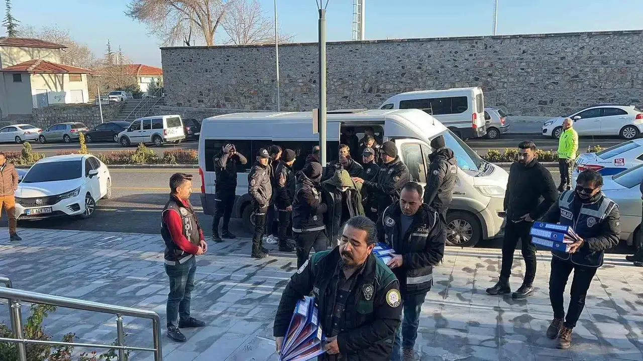 Nevşehir’deki Narkotik Operasyonunda 32 Kuşkulu Adliyeye Sevk Edildi
