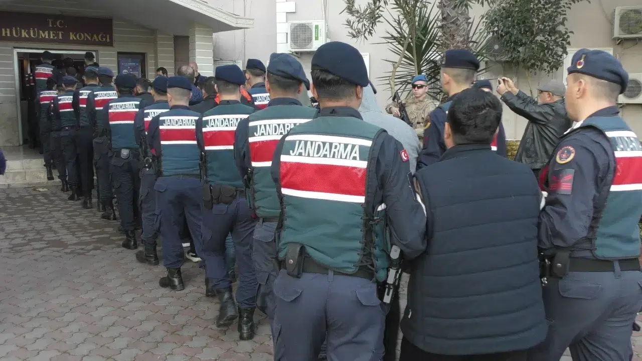Oğlunu Kaybeden Annenin İhbarıyla Çökertilen Çete Operasyonuna 25 Tutuklama