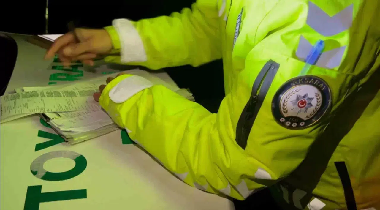 Polisten Kaçan Ehliyetsiz Şoföre 17 Bin 973 TL Ceza