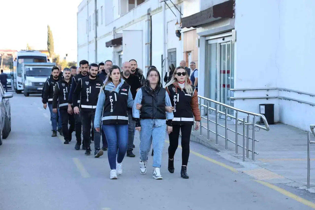 Rüşvet Operasyonunda Yeni Tezler