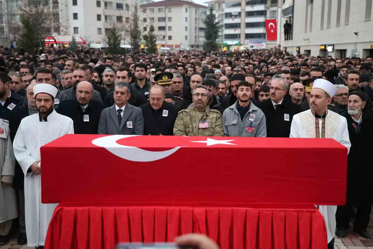 Şehit Aslan Son Seyahatine Uğurlandı