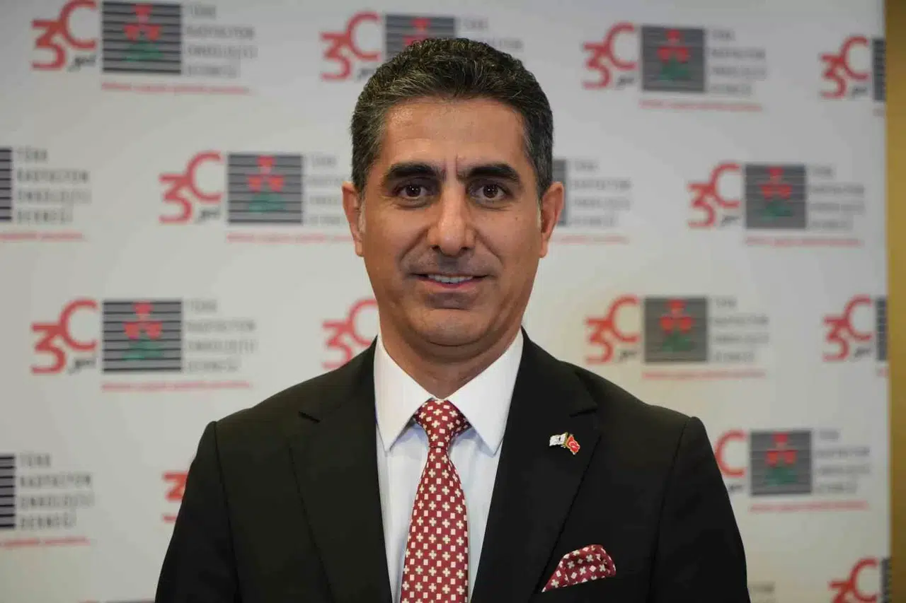 Sigarada Dudak Tiryakilerine Makûs Haber: "İçinize Çekmeseniz Bile Yakmanız Yetiyor"