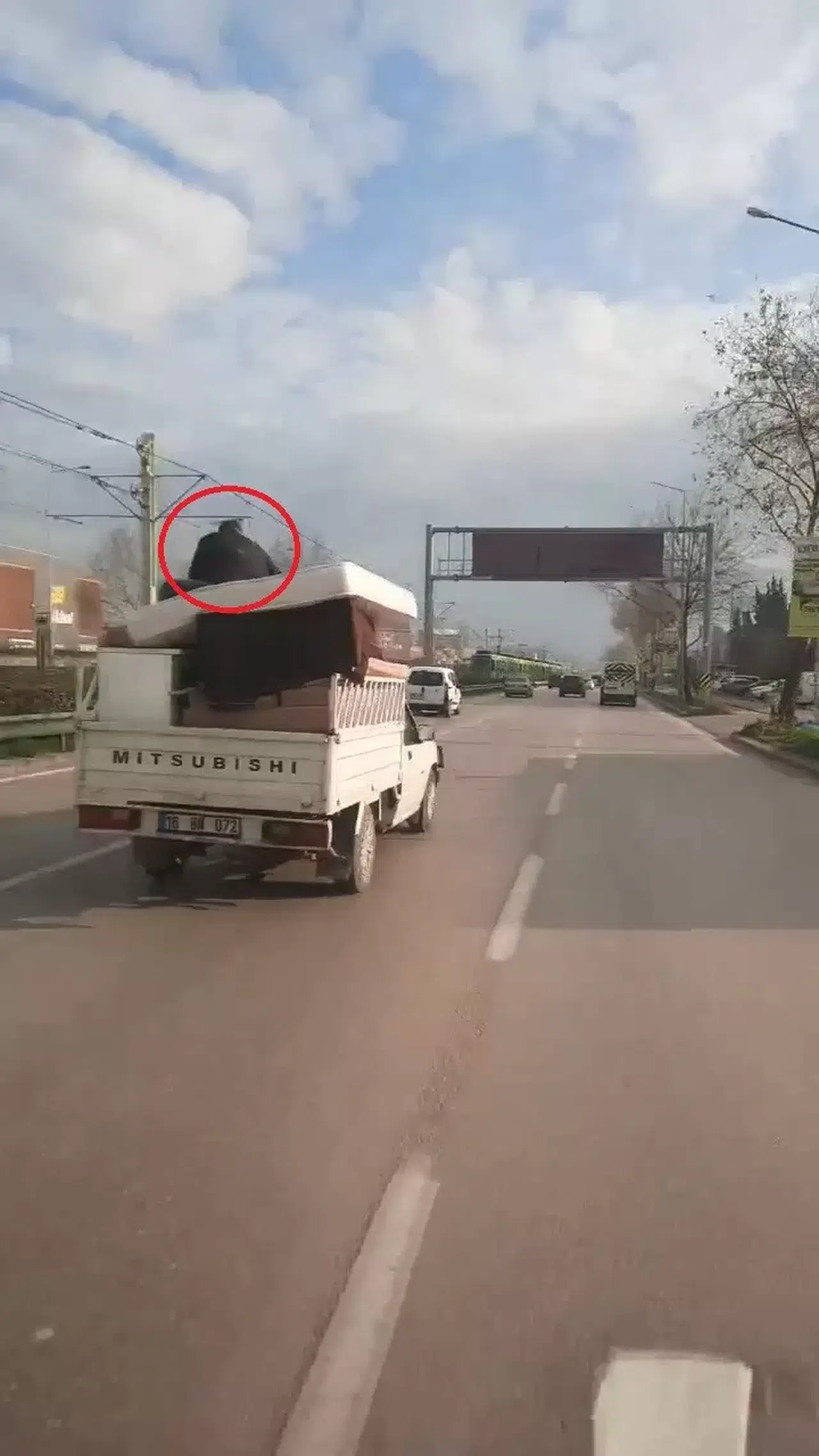 Tehlikeli Seyahat Kamerada