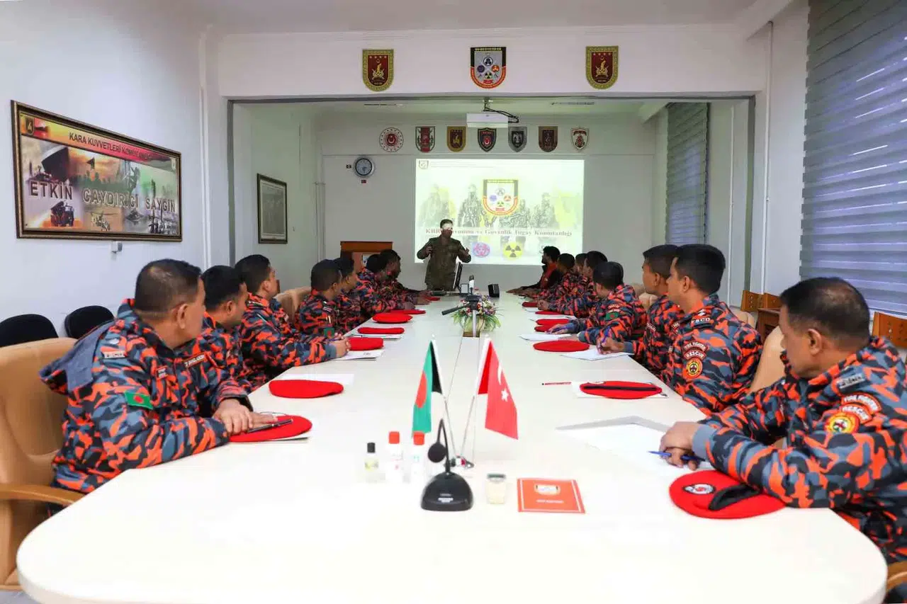 Tika’dan Bangladeşli İtfaiye ve Kurtarma İşçisine İleri Düzey İtfaiye Eğitimi
