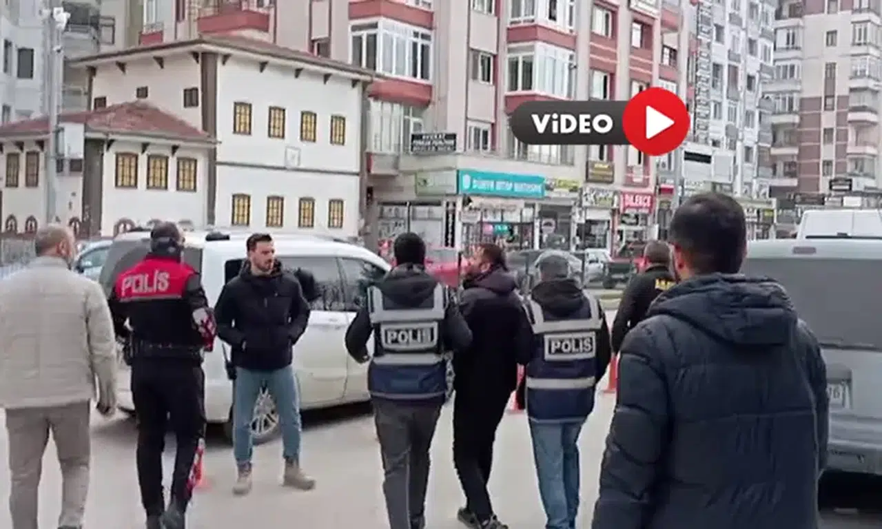 Araçtan 193 Bin Çaldılar, Çorum’da Yakalandılar
