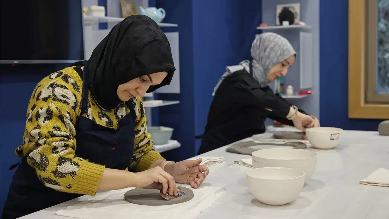 ‘Porselen Tabaklarınızı Dekoratif Bir Aksesuara Dönüştürün’