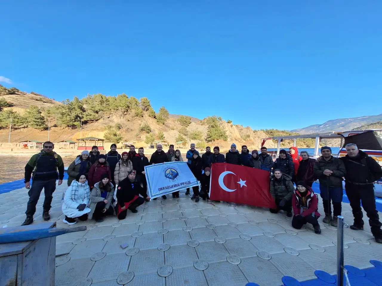 Şehitlerimiz için Yürüdüler