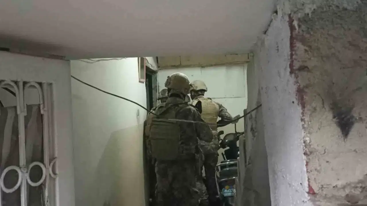 Adana’da DEAŞ’ın Aşçısının da Ortalarında Olduğu 5 Kişi Tutuklandı