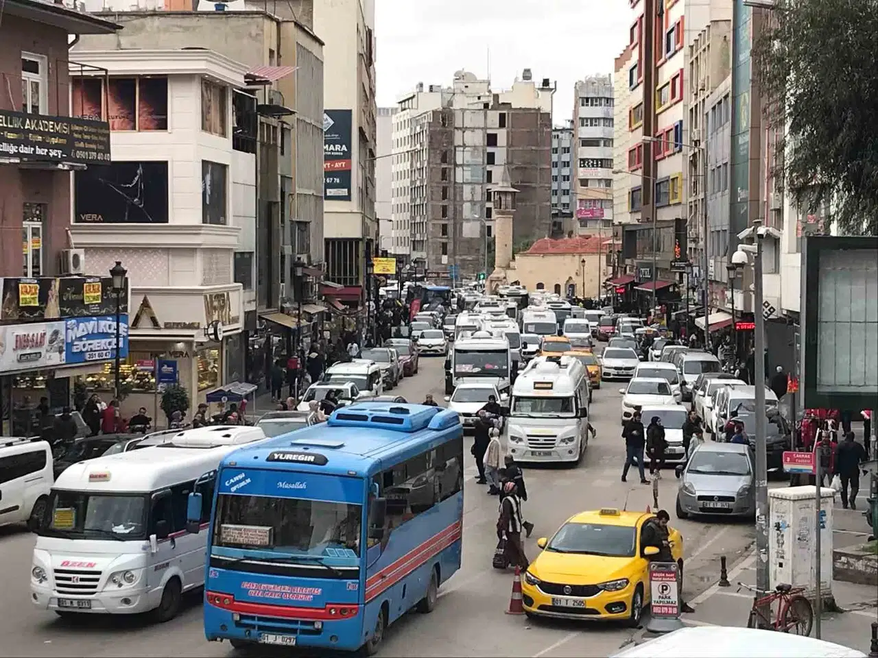 Adana’da Taşıt Sayısı Arttı, Korna Sesi Zahmete Döndü