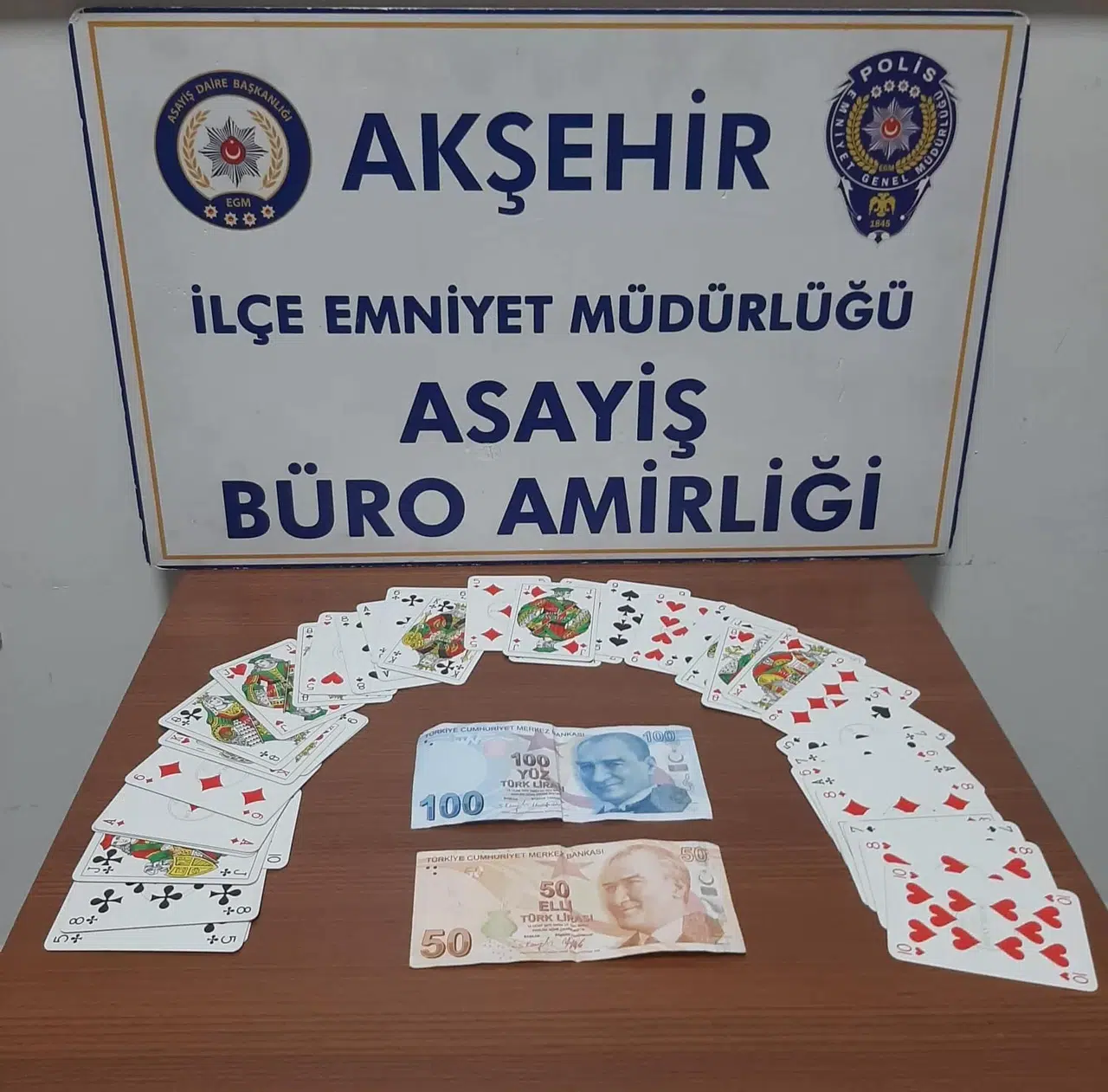 Akşehir’de Kumar Baskını: 20 Bin 275 Lira Ceza