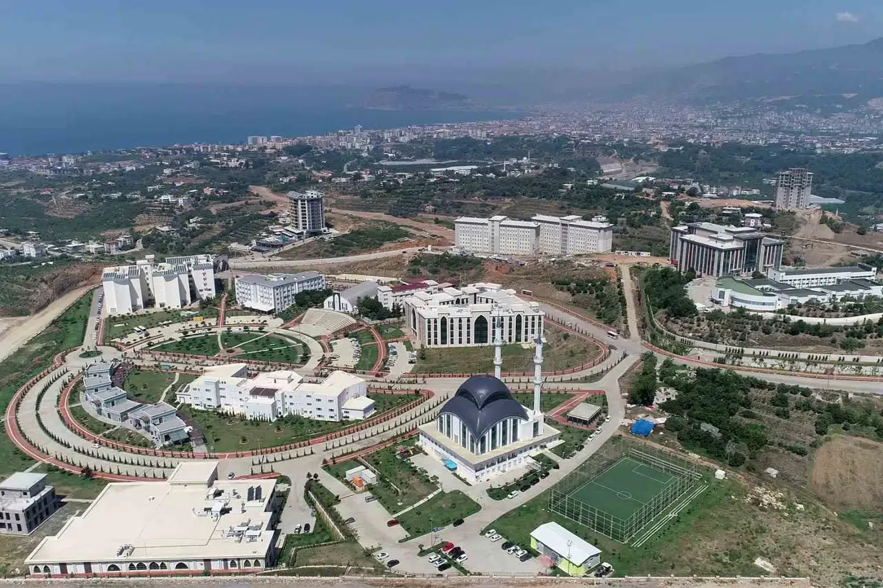 Alkü’ye İki Değerli Merkez Kuruldu