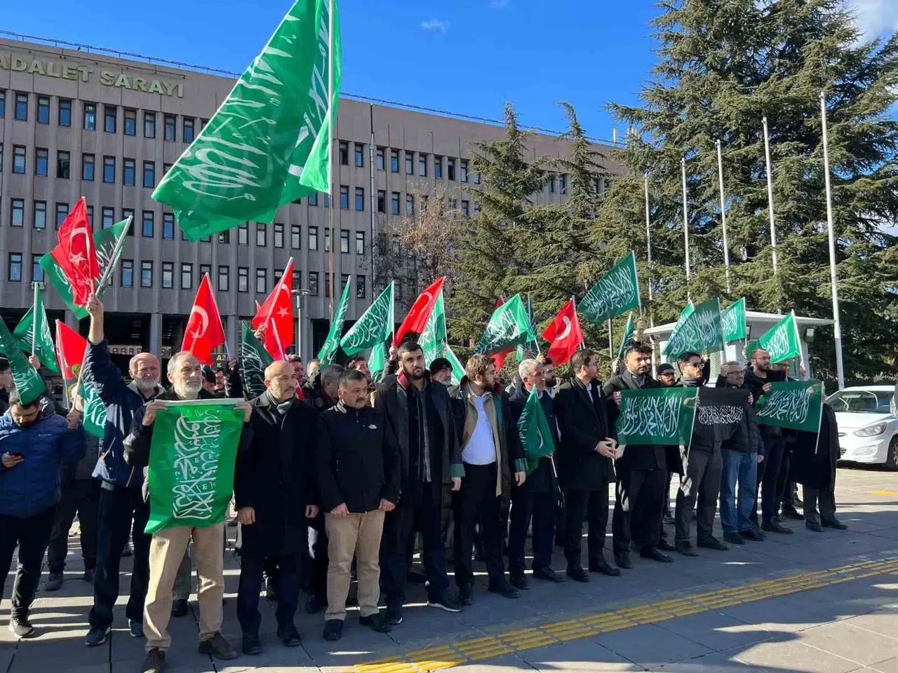 Ankara Filistin Dayanışma Platformu Üyeleri, Ankara Barosunun Kabahat Duyurusuna Ait Açıklamada Bulundu