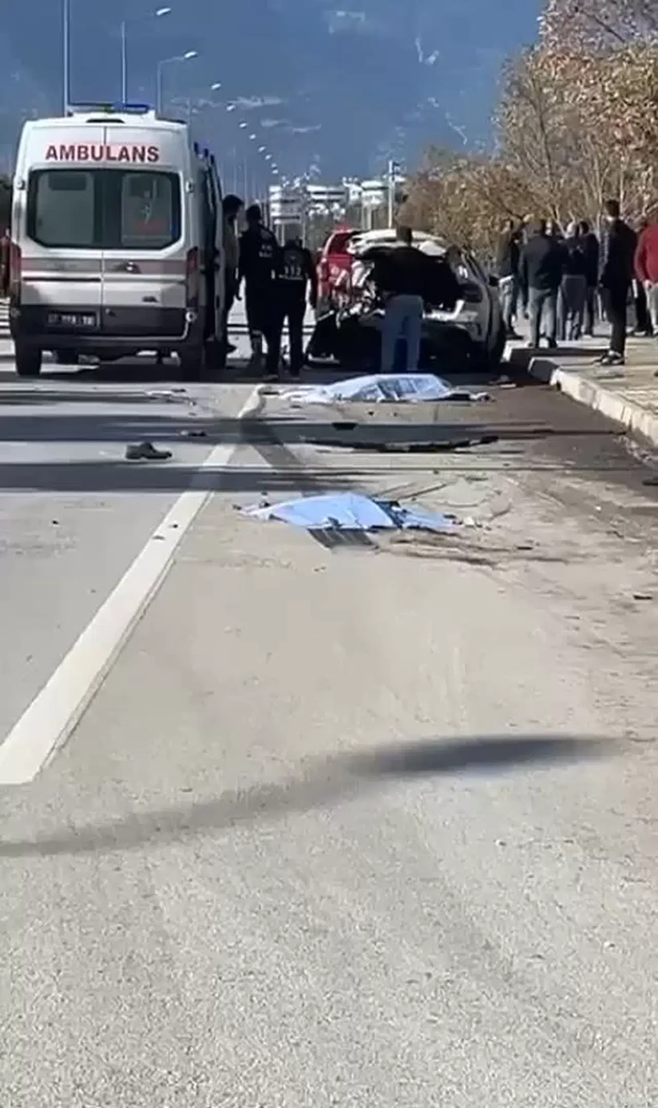 Antalya’da Beton Mikserinin Çarptığı Adam Feci Biçimde Can Verdi
