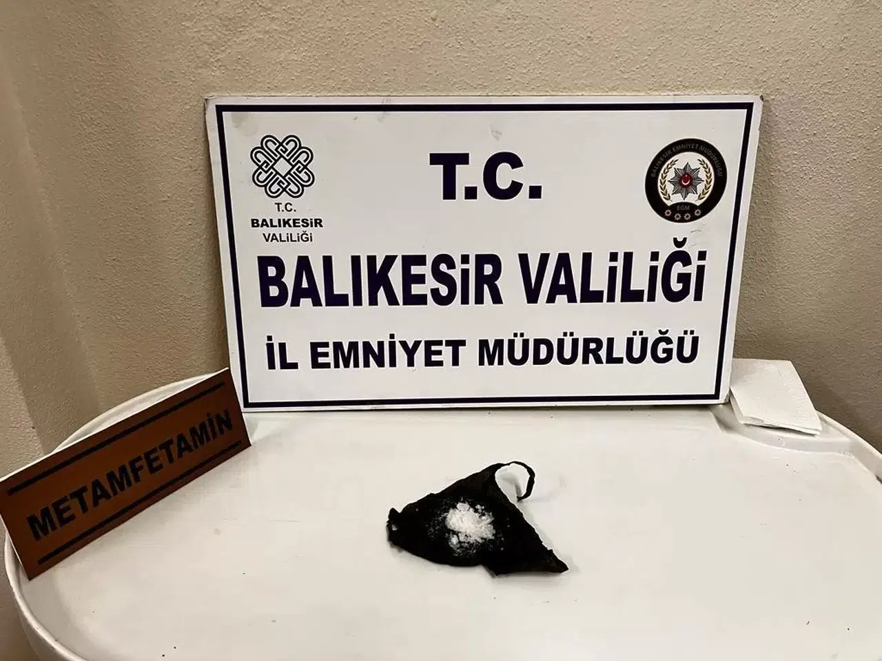 Balıkesir’de Operasyonda 3 Kuşkulu Yakalandı
