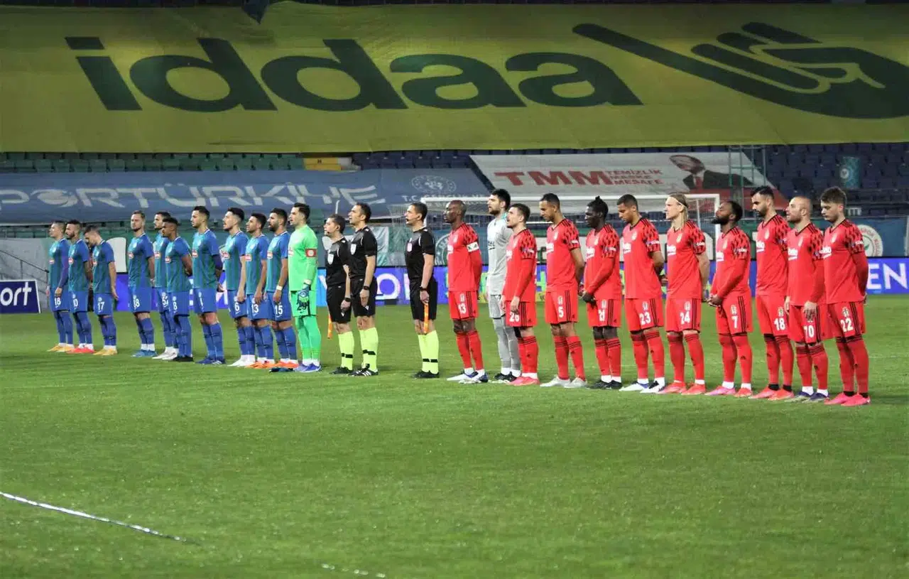Beşiktaş, Erteleme Maçında Rizespor’la Karşılaşacak