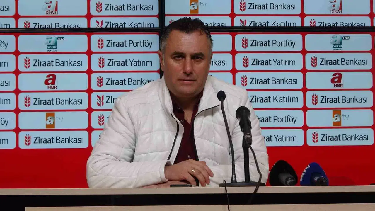Bülent Akan: ”Adana Demirspor’a Muvaffakiyetler Diliyorum”