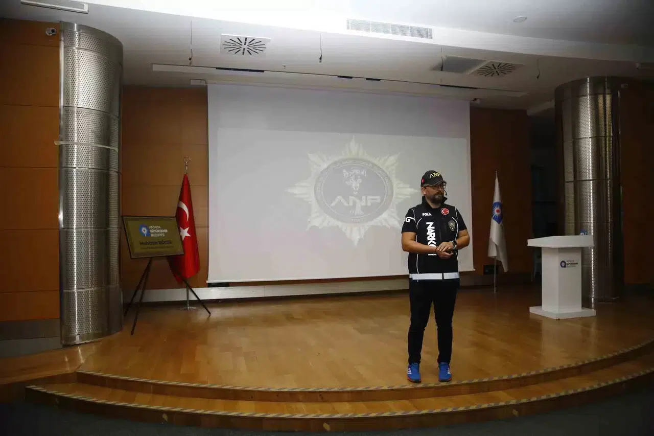 Büyükşehir İşçisine Uyuşturucuyla Gayret Eğitimi