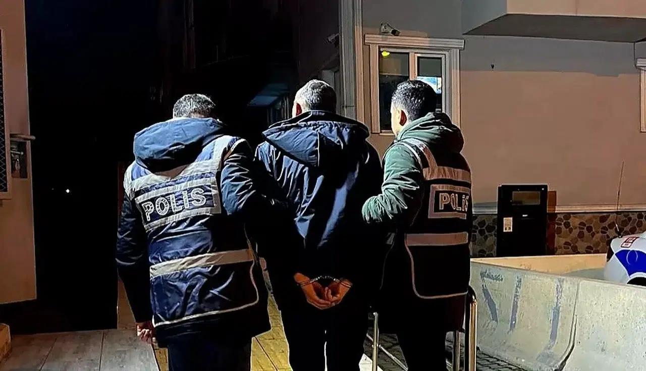 Cinsel Taarruzdan 42 Yıl 8 Ay 25 Gün Mahpus Cezası Bulunan Şahıs Yakalandı