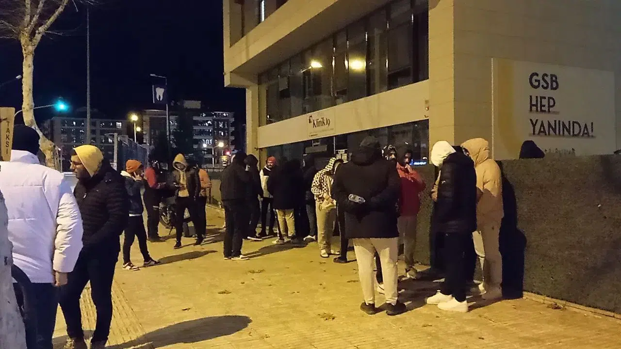 Çorum’daki Sarsıntının Akabinde Vatandaşlar Sokağa İndi