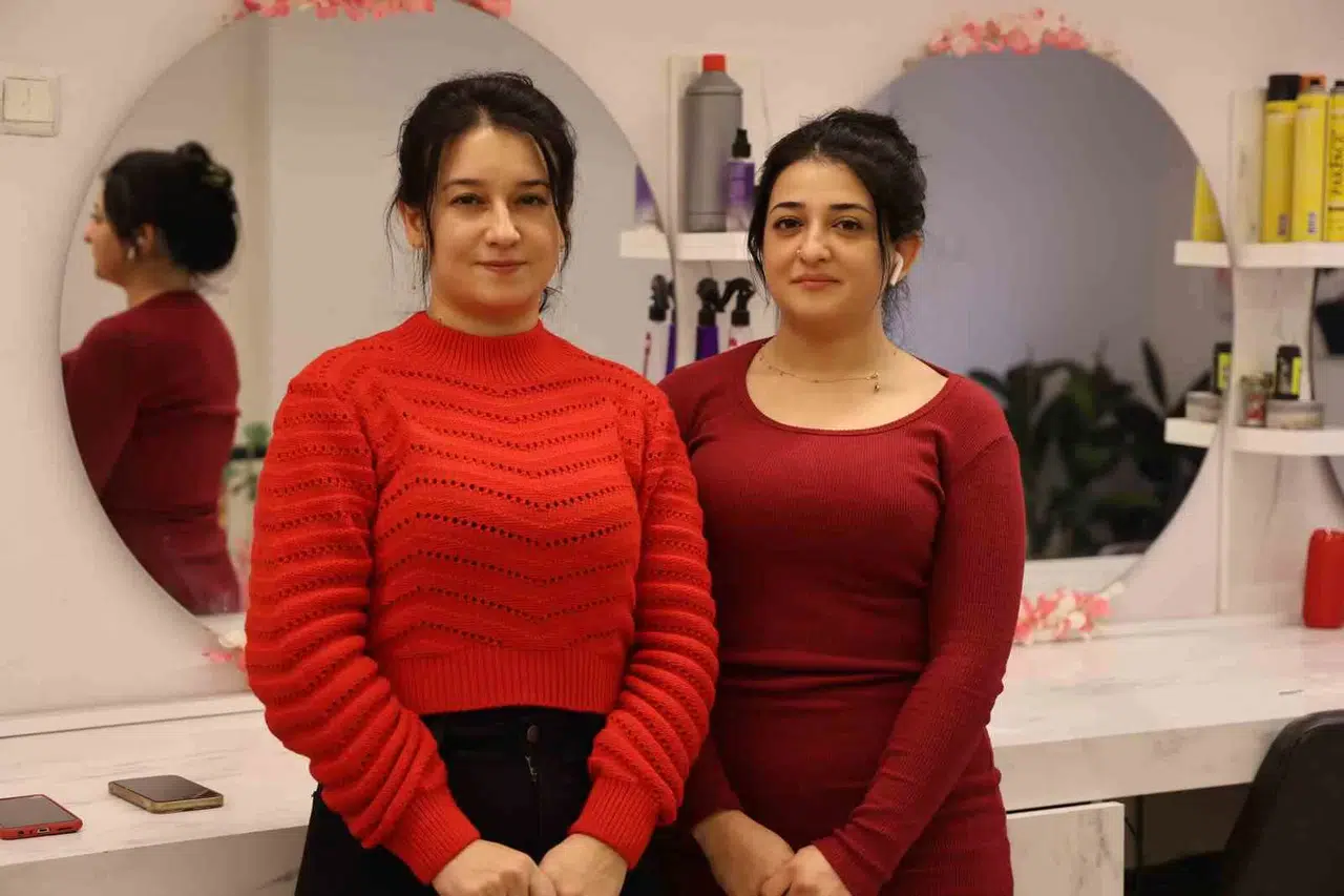 Depremzede Bayan: "Sıfırdan Başladık Hayata"