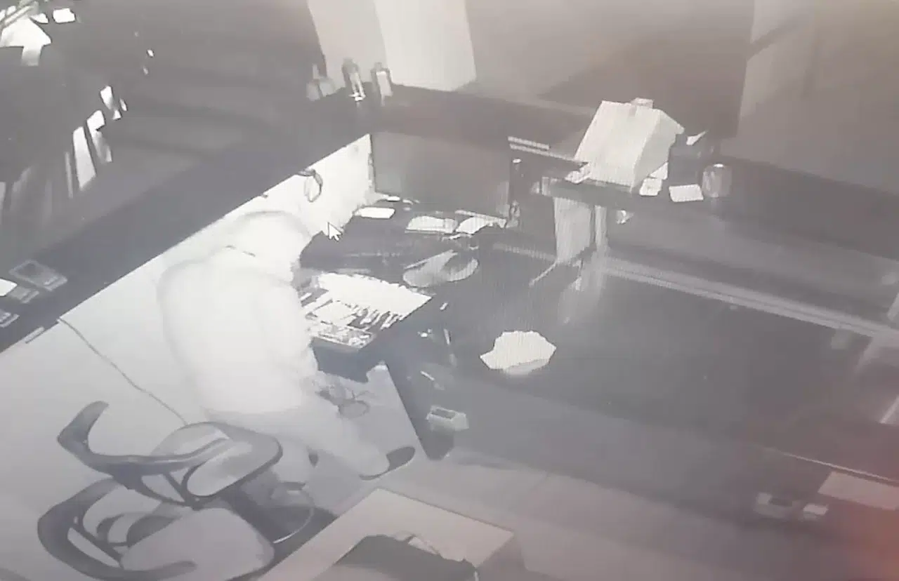 Esnafı Canından Bezdiren Hırsız Diğerine İlişkin Kimlikle Otelde Yakalandı