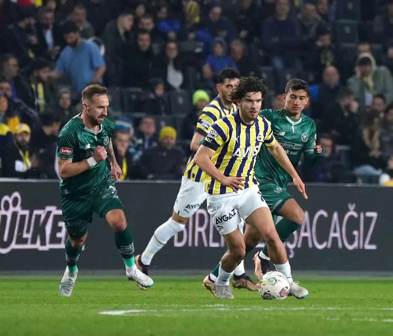 Fenerbahçe ile Konyaspor 45. Randevuda