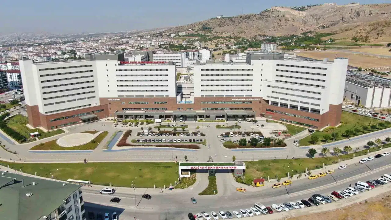 Fethi Sekin Kent Hastanesi, Kent Nüfusunun 3 Katı Hasta Kabul Etti
