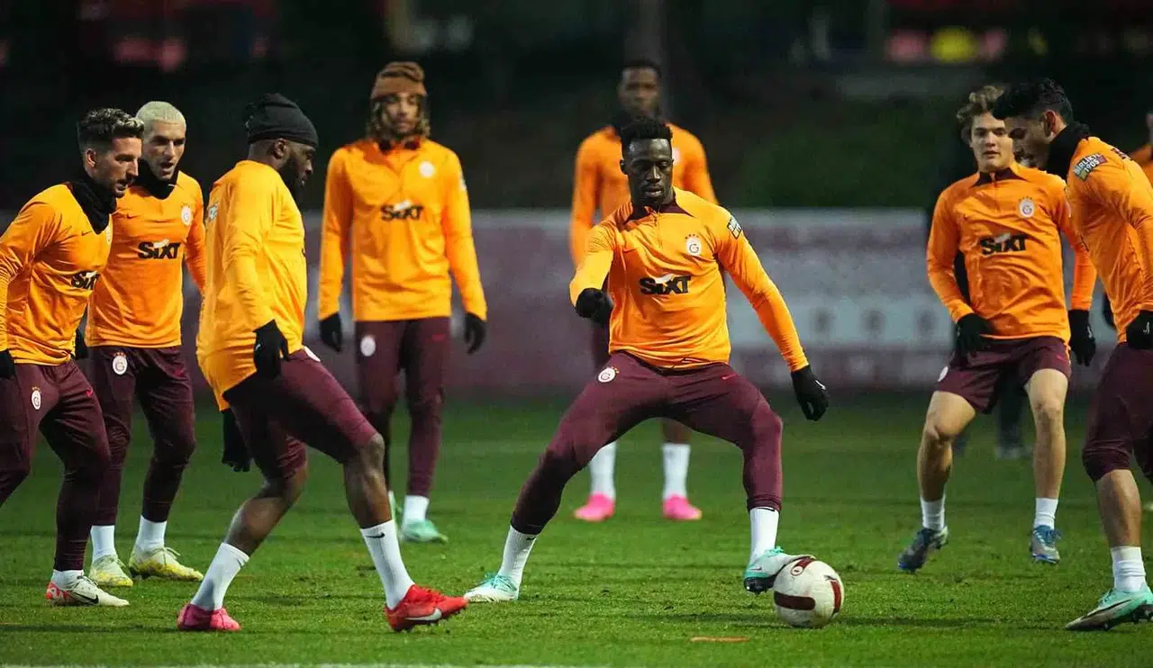 Galatasaray, Ümraniyespor Maçı Hazırlıklarını Tamamladı