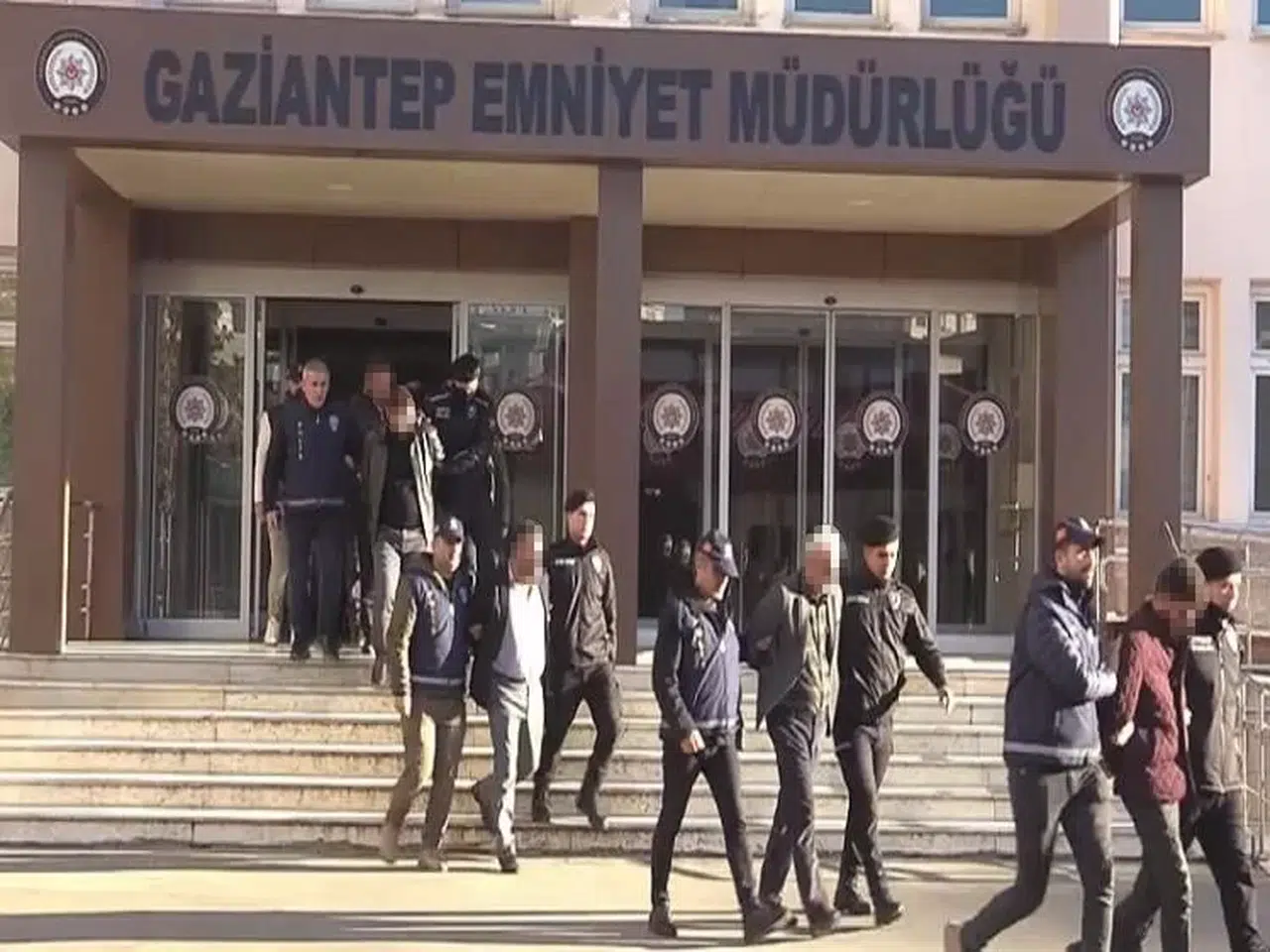 Gaziantep’te Mal-Alımı Satımı Yoluyla Vatandaşları Dolandıran Çeteye Operasyon