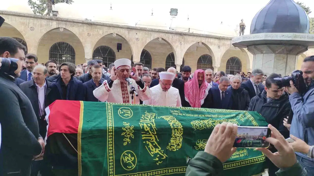 Hayatını Kaybeden Eski Milletvekili Son Seyahatine Uğurlandı