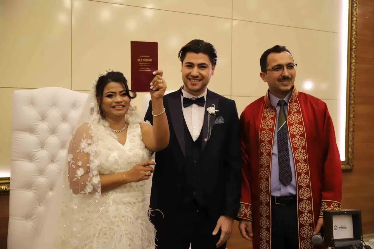 Hindistan’dan Gaziantep’e Uzanan Aşk Öyküsü