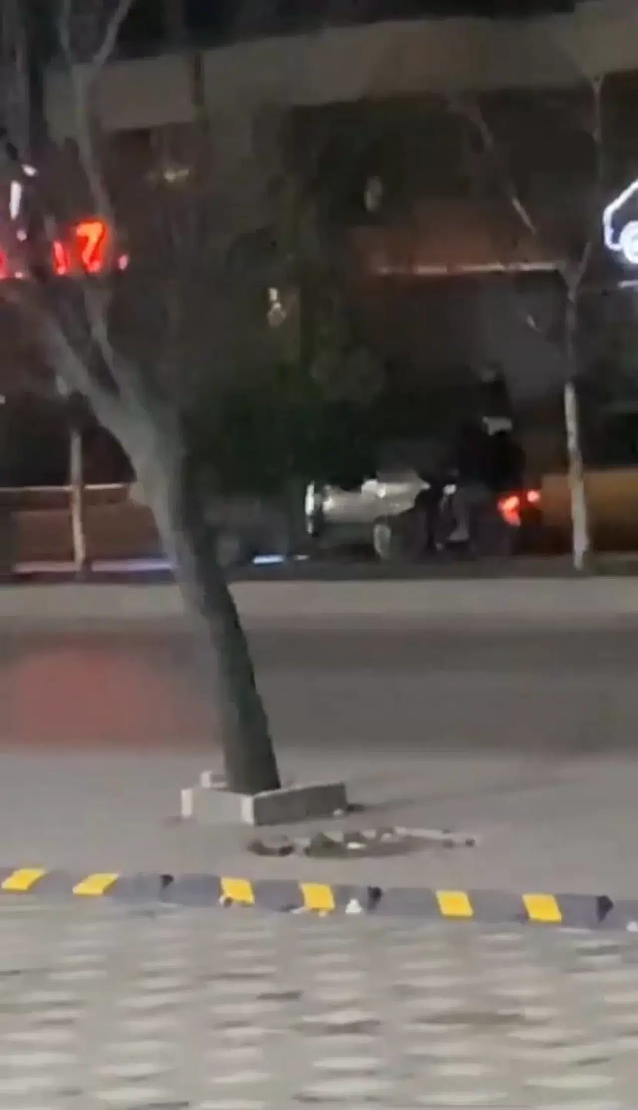 İnegöl’de Yakıtı Biten Aracı Bu türlü Götürdüler