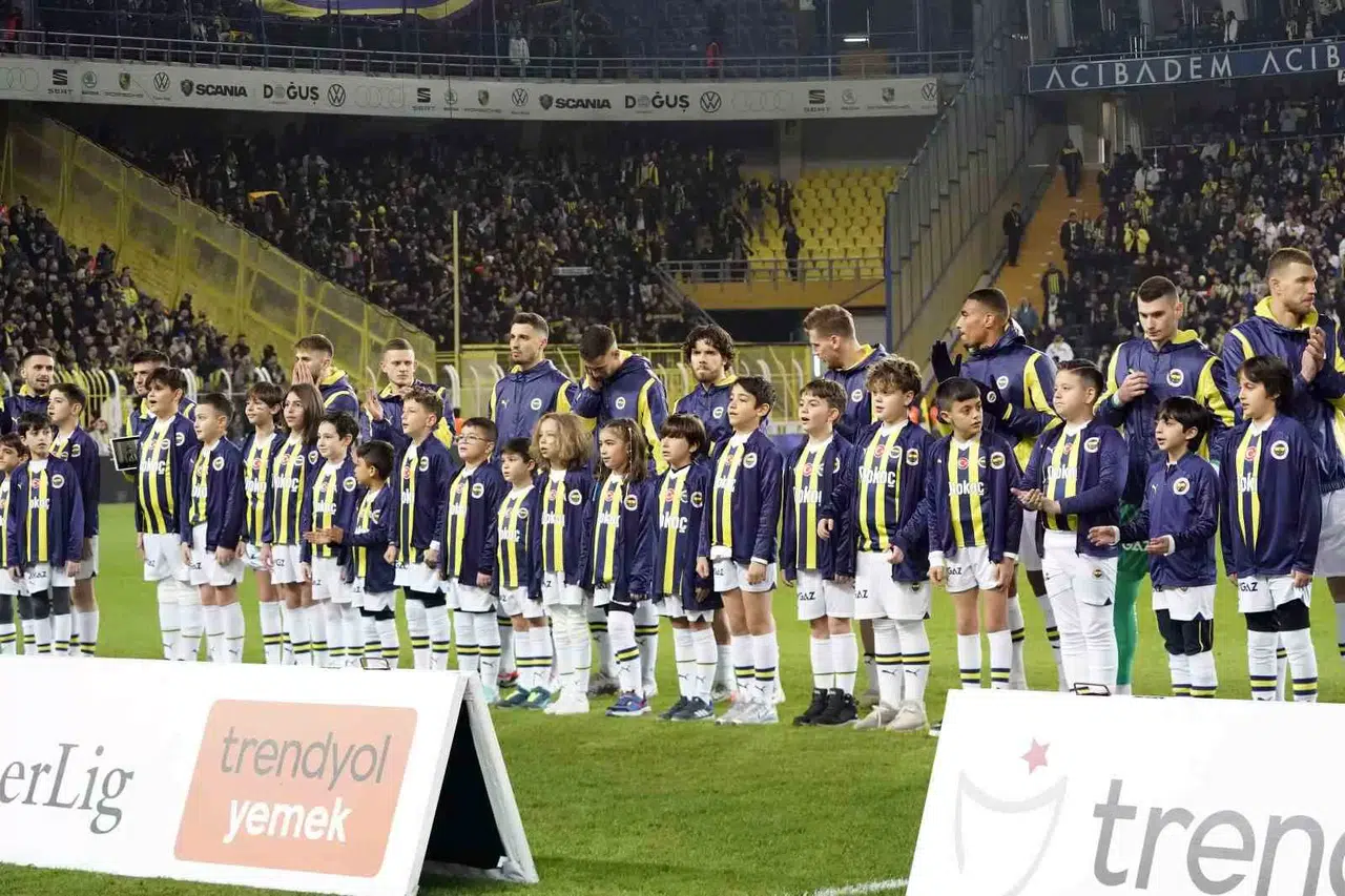 İsmail Kartal’dan 2 Değişiklik