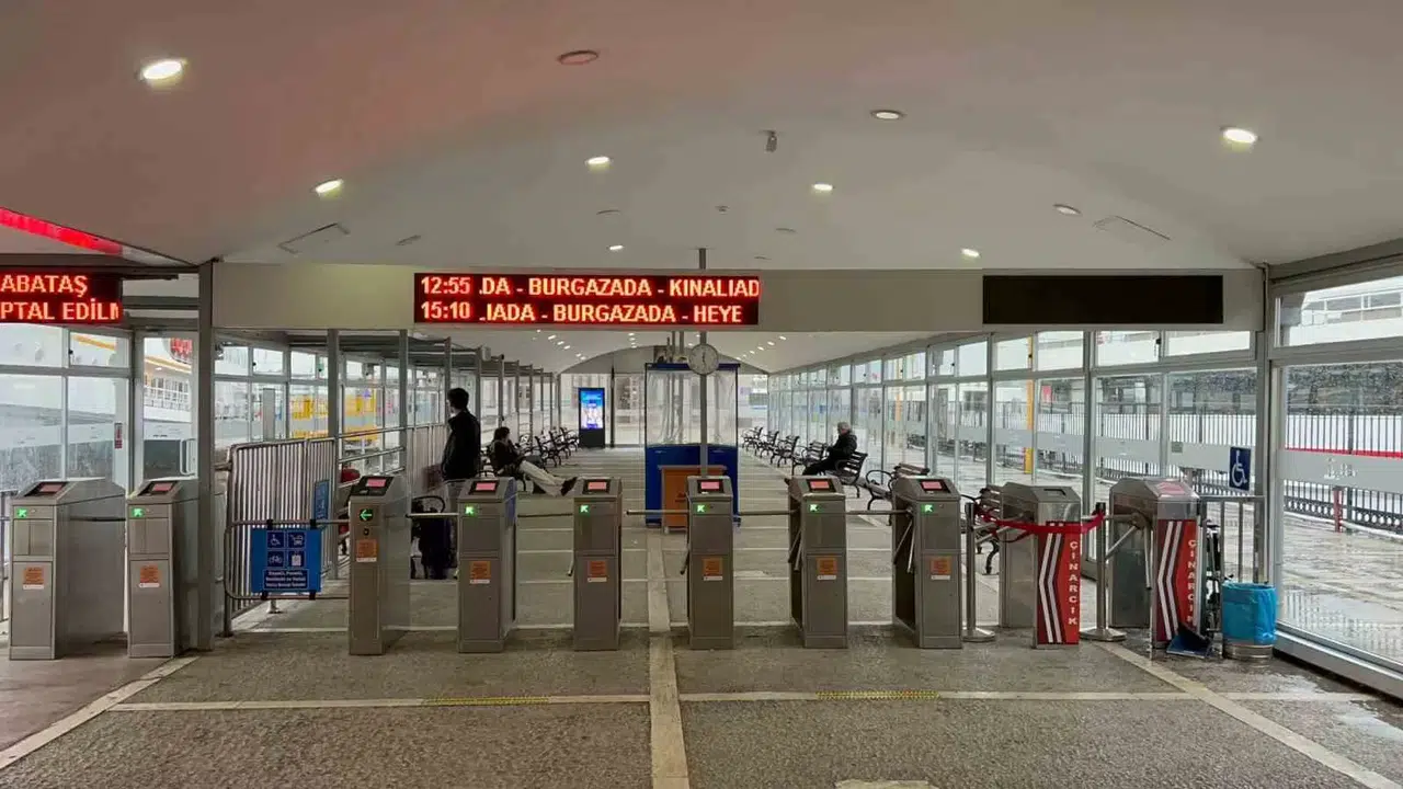 İstanbul’da Kimi Vapur Seferleri İptal Edildi