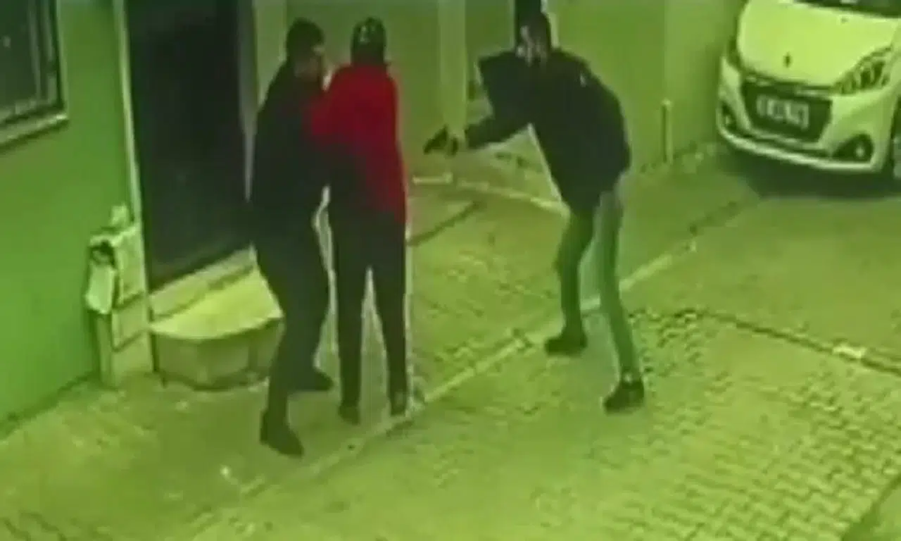 İzmir’de Silahlı Hengamede Bayanı Kalkan Olarak Kullanmışlardı, Tutuklandılar