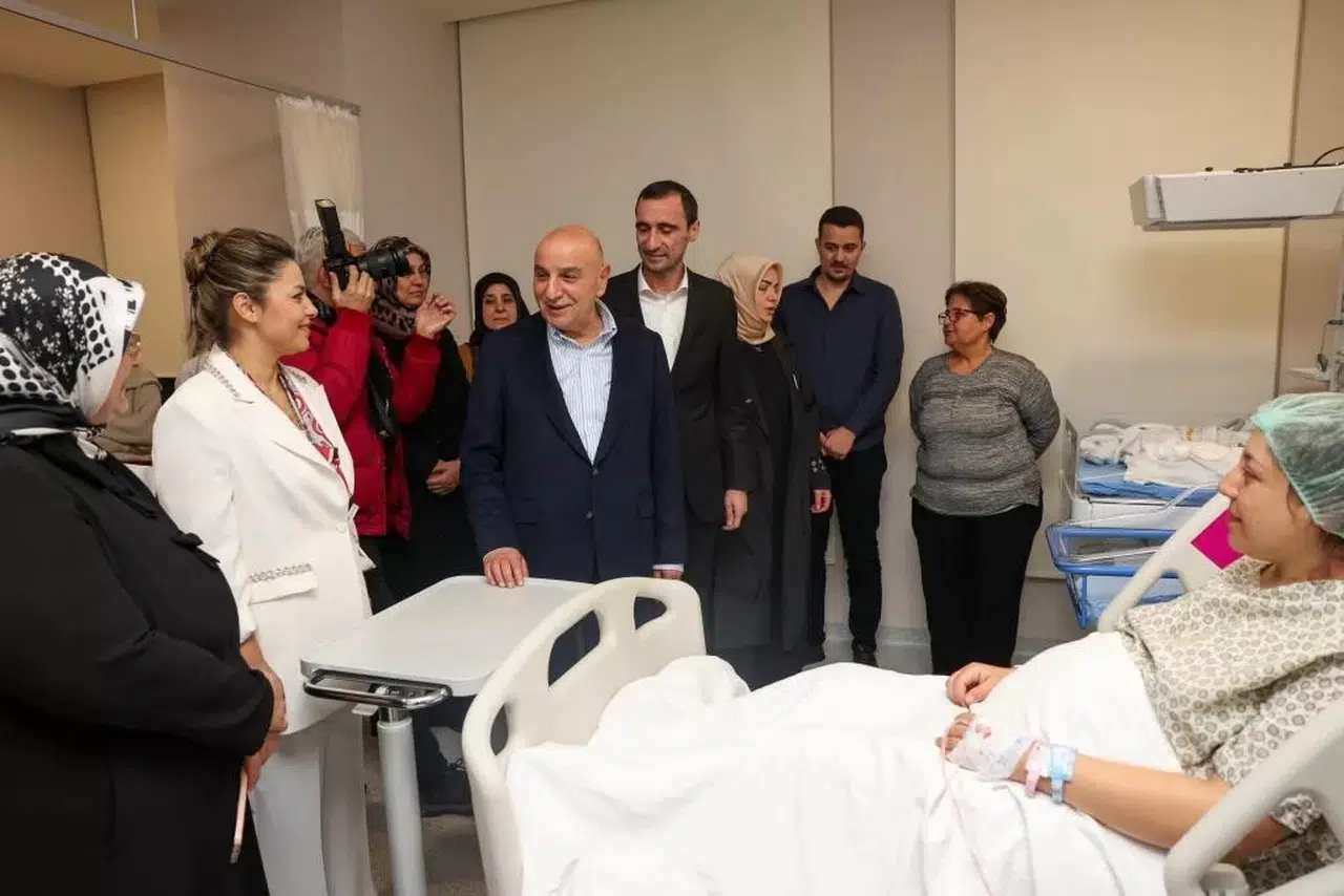 Keçiören Belediye Lideri Altınok 2024’ü Yenidoğan Bebeklerle Karşıladı
