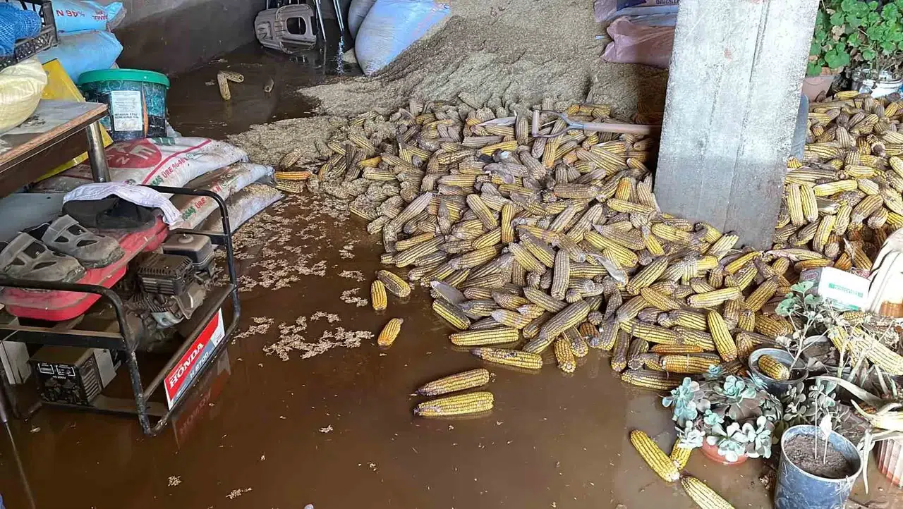 Kırklareli’nde Şiddetli Yağışın Akabinde Otomobiller, Meskenler Ziyan Gördü