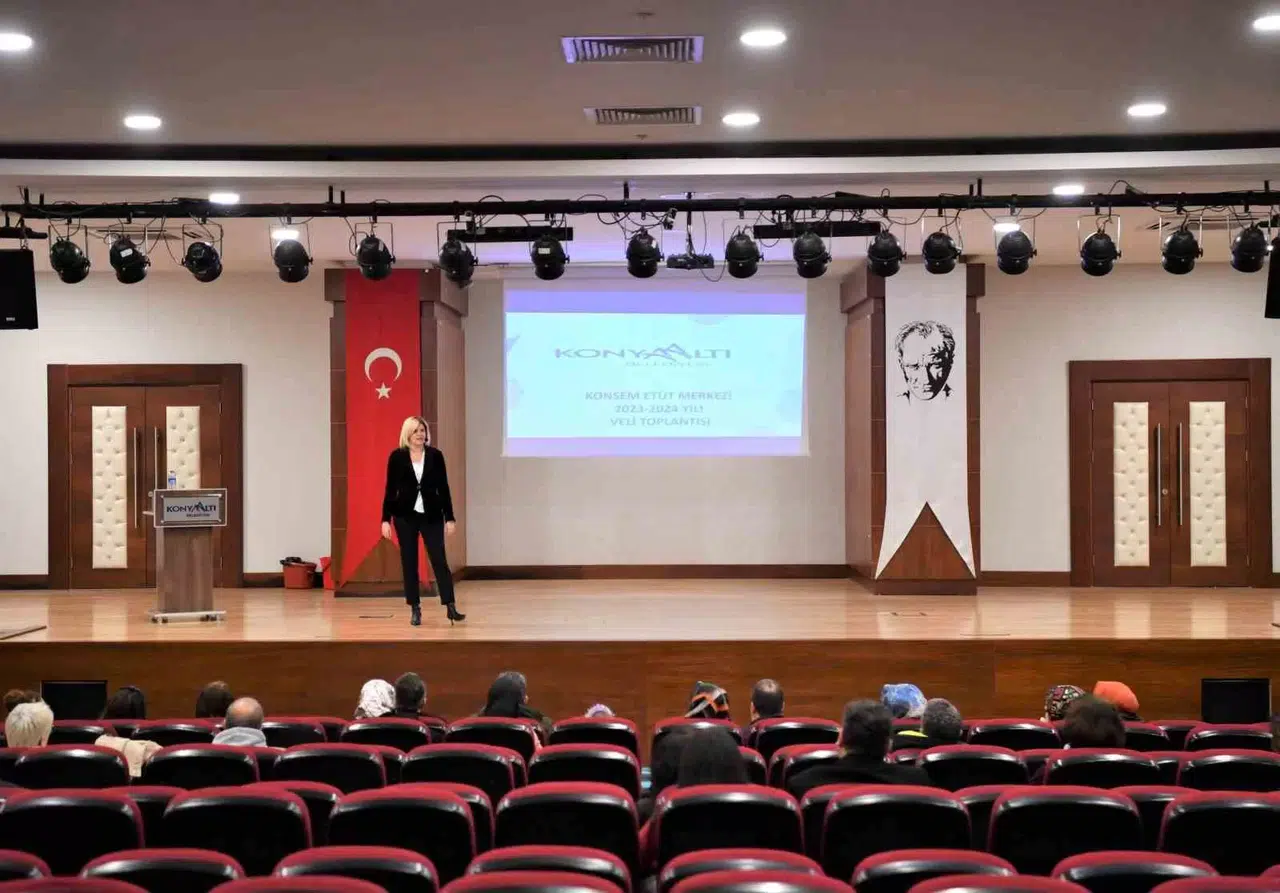 Konsem Eğitmenleri Ailelerle Buluştu