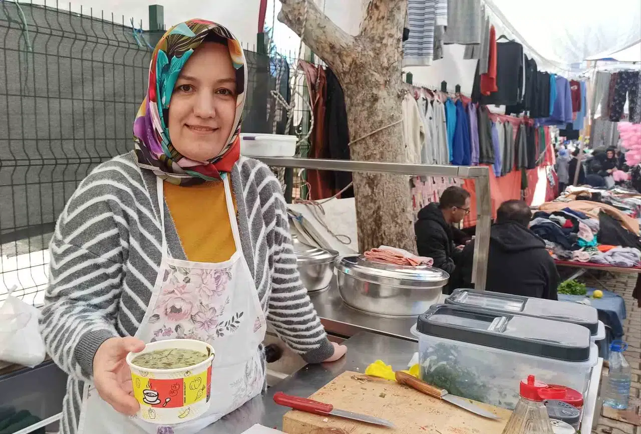 Konutta Yaptığı Yemekler Geçim Kaynağı Oldu