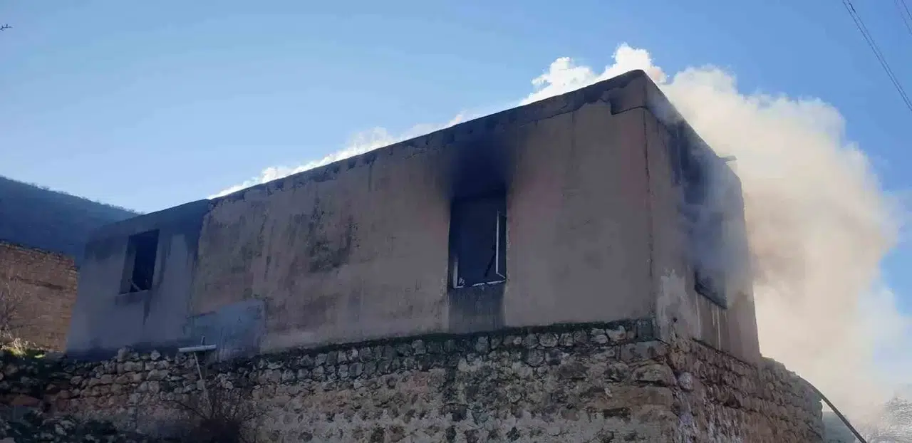 Mardin’de Boş Olan Mesken Yanarak Kullanılamaz Hale Geldi