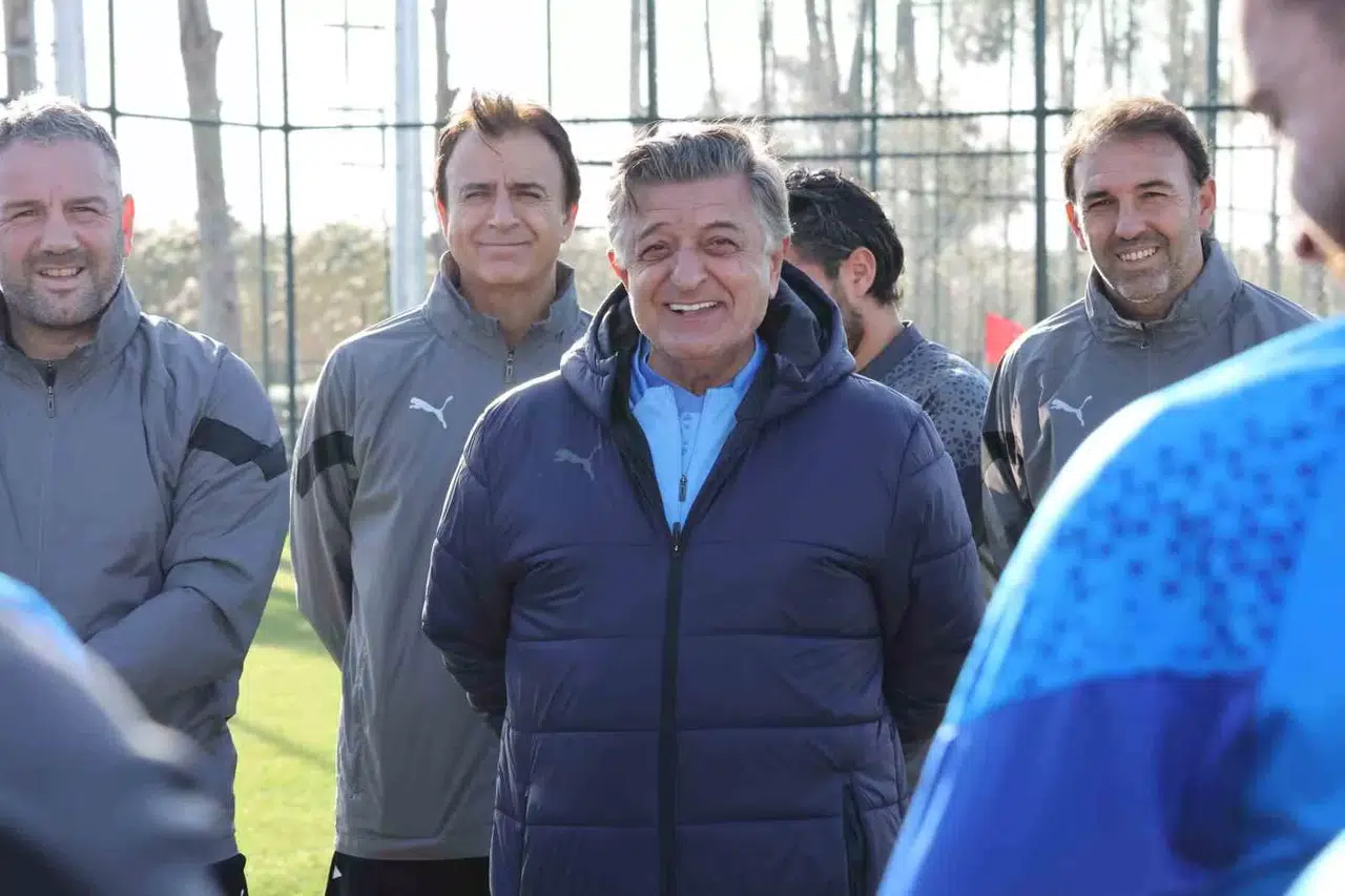 Menemen Fk’da Yılmaz Vural, Cenk Laleci’yi Geride Bıraktı