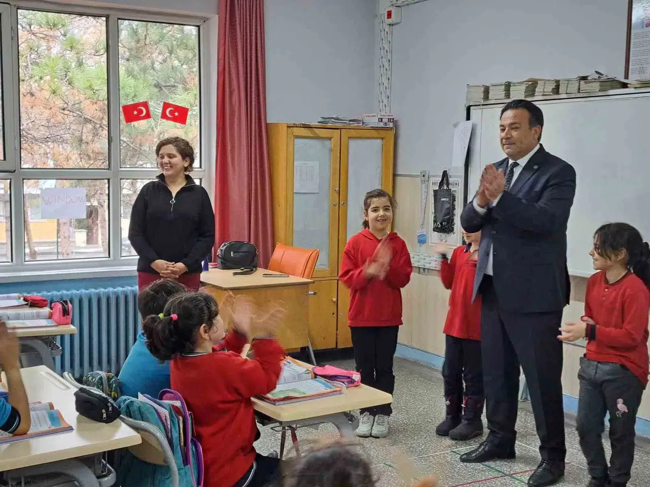 Okumayı Öğrendiler, Birinci Mektuplarını Müdüre Gönderdiler